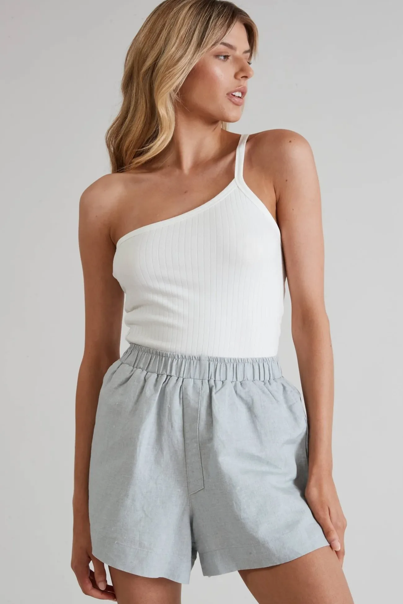 Daisy One-Shoulder Tank<ALL FENIX Sale