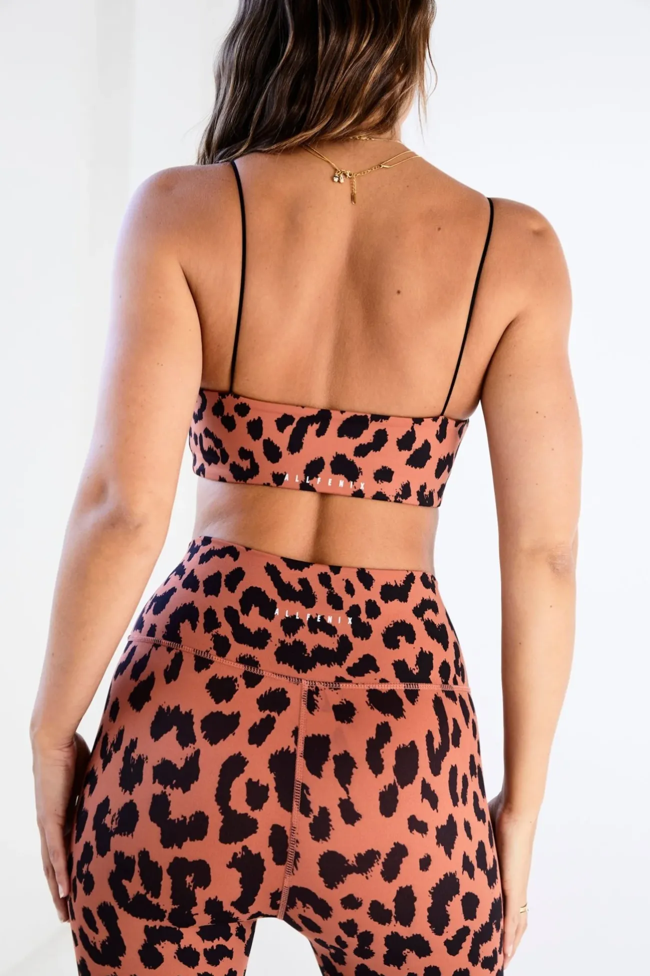 Oversized Cheetah Square Neck Sports Bra<ALL FENIX Sale
