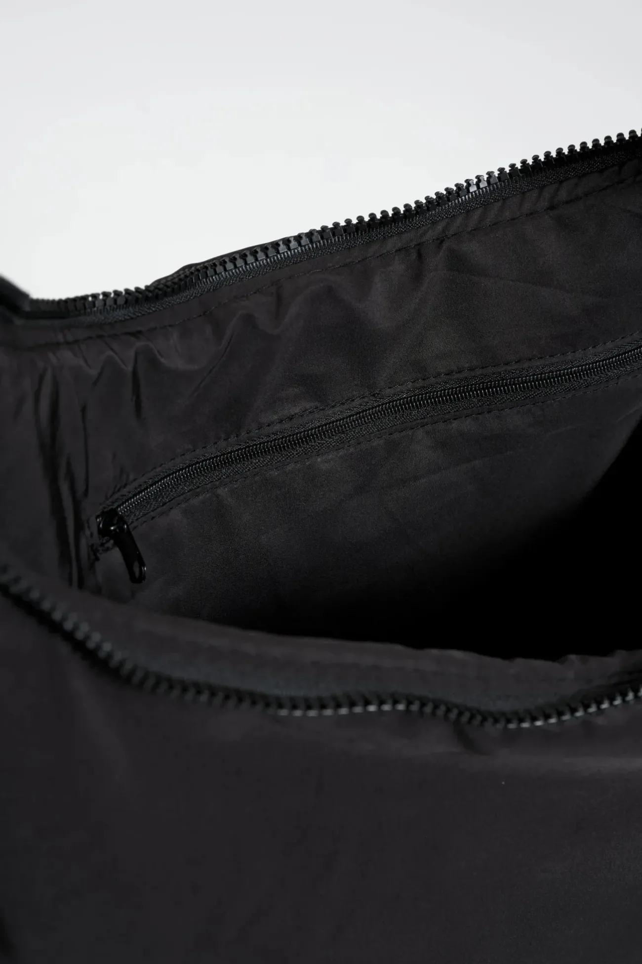 Ruched Sling Bag<ALL FENIX Outlet